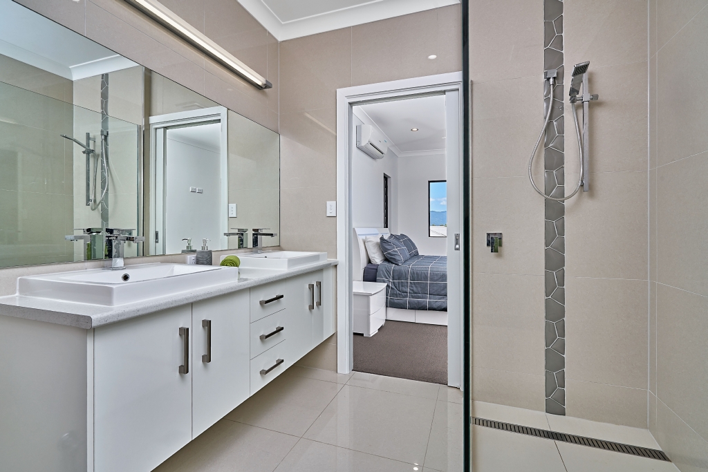 3 Barringtonia Place